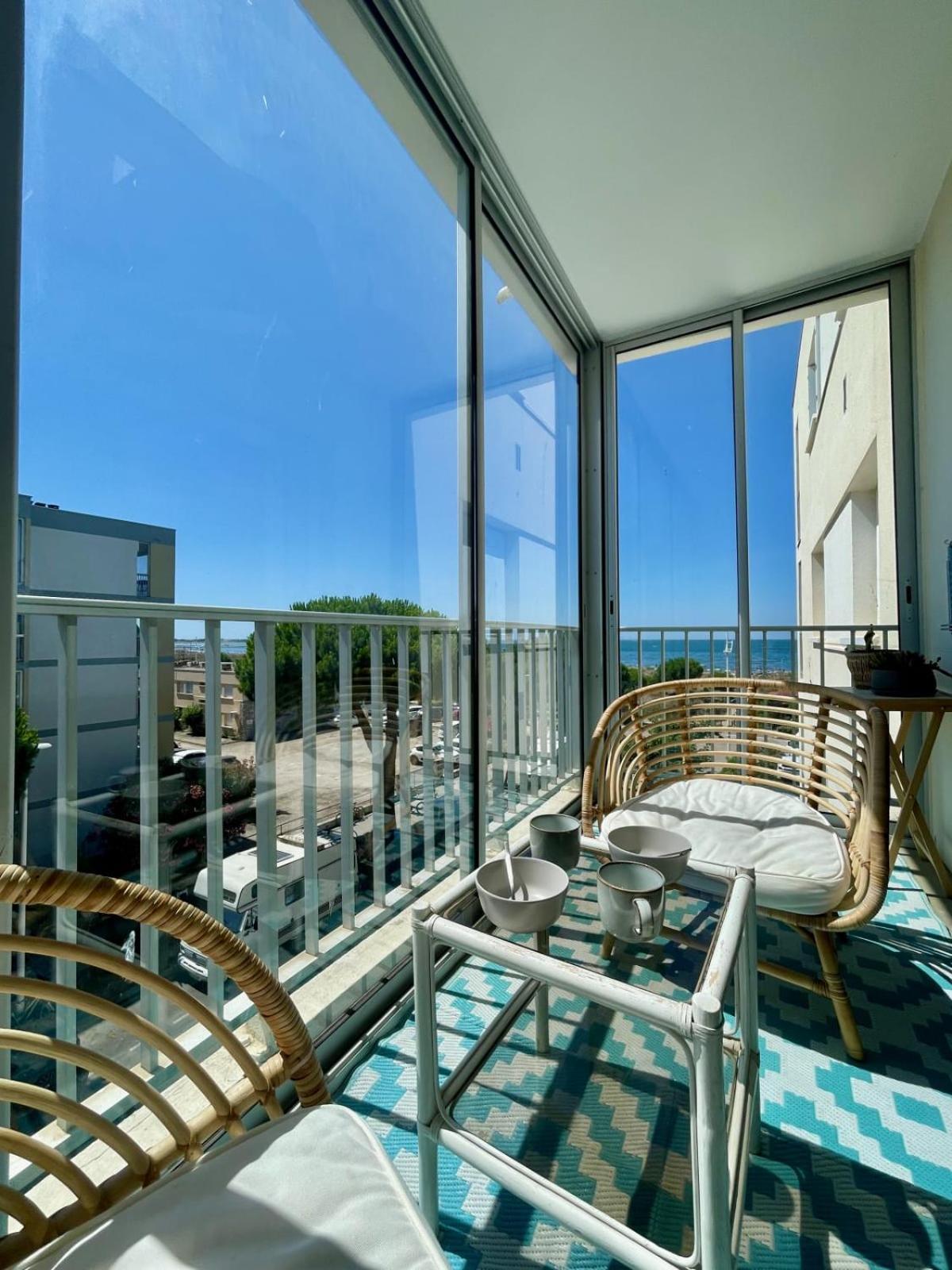 Le Neptune Appartement T2 Tout Confort Au Calme Et A Deux Pas De La Plage 르그로뒤후아 외부 사진